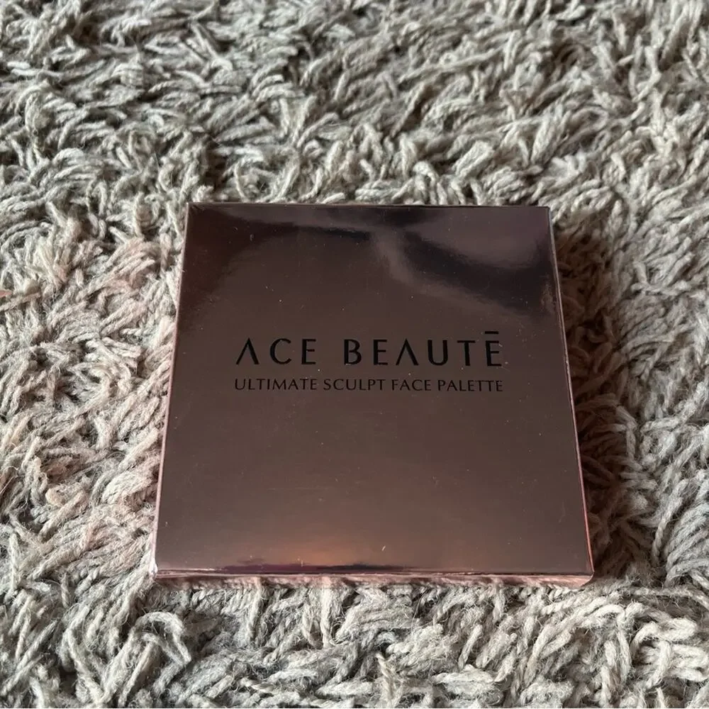 NWT! Ace Beaute Ultimate Sculpt Face Palette